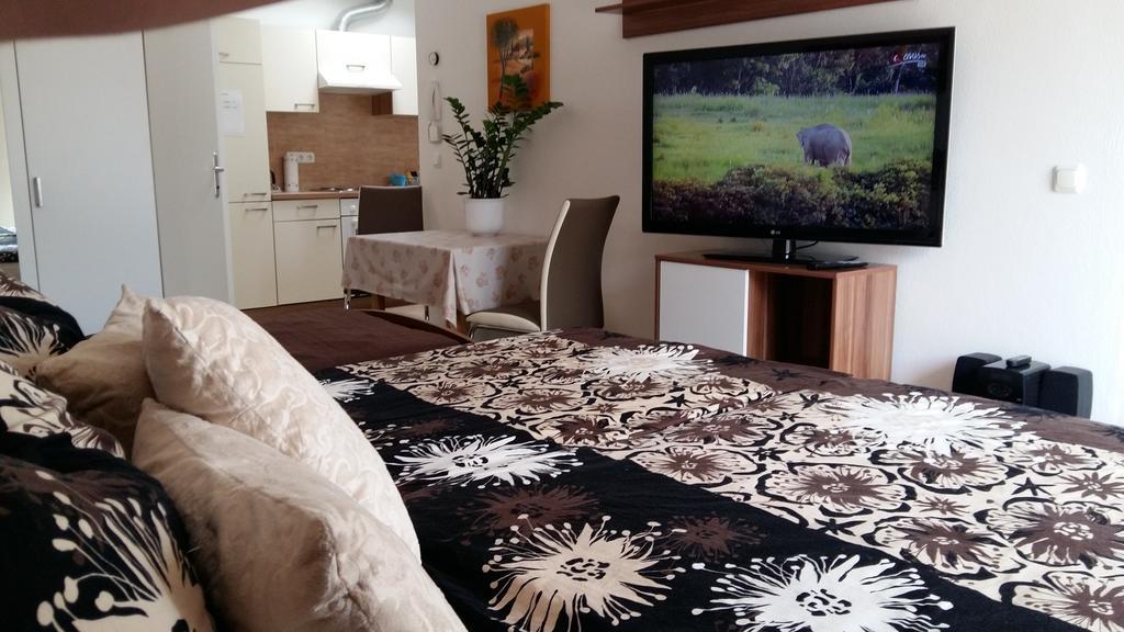 Villa Toscana Steyr Habitación foto